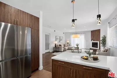 11023 Fruitland Dr #401, Studio City, CA 91604 - Photo 1