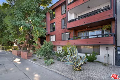4425 Whitsett Ave #218, Studio City, CA 91604 - Photo 1