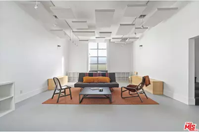 558 Rose Ave #3, Venice, CA 90291 - Photo 1