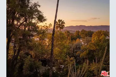 4735 Nob Hill Dr, Los Angeles, CA 90065 - Photo 1