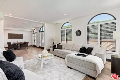 10523 Ashton Ave #101, Los Angeles, CA 90024 - Photo 1