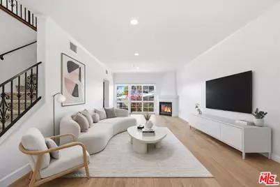 851 N San Vicente Blvd #318, West Hollywood, CA 90069 - Photo 1