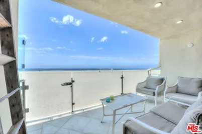 4 Lighthouse St #5, Marina del Rey, CA 90292 - Photo 1