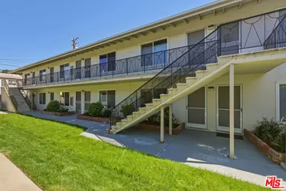 1427 9th St #H, Santa Monica, CA 90401 - Photo 1