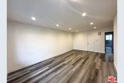 1000 N Orange Grove Ave #9, West Hollywood, CA 90046 - Photo 1