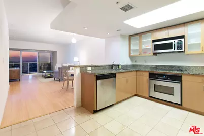 13700 Marina Pointe Dr #1209, Marina del Rey, CA 90292 - Photo 1