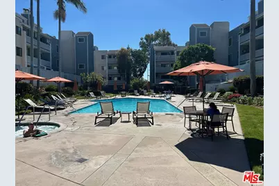 8162 Manitoba St #111, Playa del Rey, CA 90293 - Photo 1
