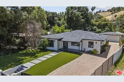 4825 San Feliciano Dr, Woodland Hills, CA 91364 - Photo 1