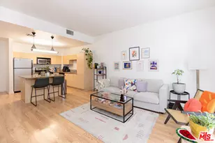 630 W 6th St, Los Angeles, CA 90017 - Photo 1