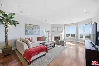 2602 E 20th St #202B, Signal Hill, CA 90755 - Photo 1