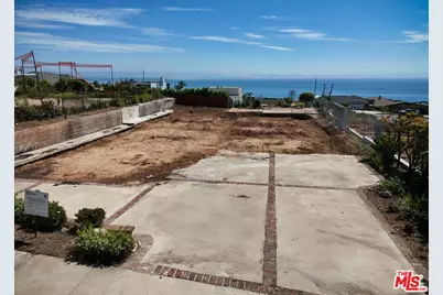 18174 Kingsport Dr, Malibu, CA 90265 - Photo 1