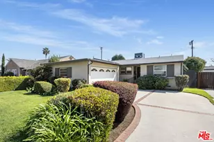 16620 Hamlin St, Lake Balboa, CA 91406 - Photo 1