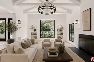1800 E Benedict Canyon Dr, Beverly Hills, CA 90210 - Photo 1