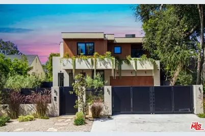 13229 Hesby St, Sherman Oaks, CA 91423 - Photo 1