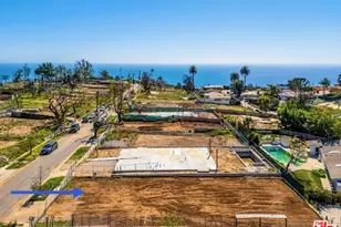 381 N Las Casas Ave, Pacific Palisades, CA 90272 - Photo 1