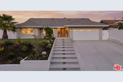 880 Teakwood Rd, Los Angeles, CA 90049 - Photo 1