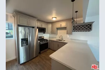2106 Pisani Pl, Venice, CA 90291 - Photo 1