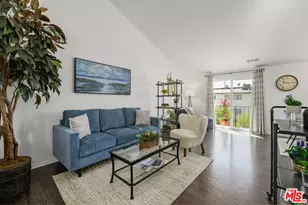 7439 Woodman Ave, Van Nuys, CA 91405 - Photo 1