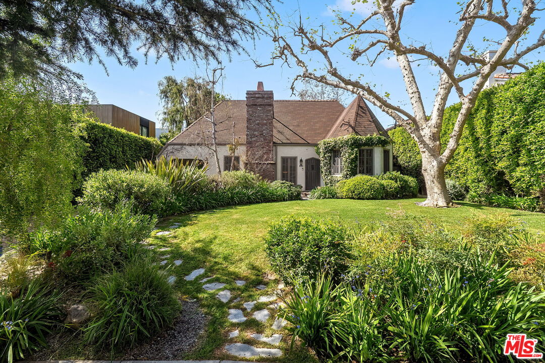 440 19th St, Santa Monica, CA 90402 - MLS 26665317 - Coldwell Banker