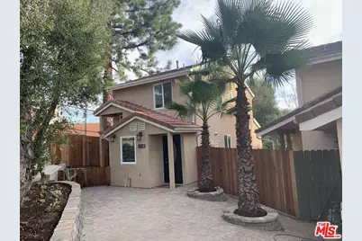 2700 Los Olivos Ln #1/2, La Crescenta, CA 91214 - Photo 1