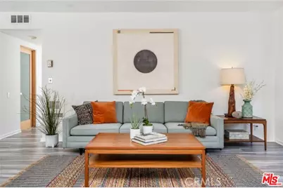 1015 N Kings Rd #301, West Hollywood, CA 90069 - Photo 1