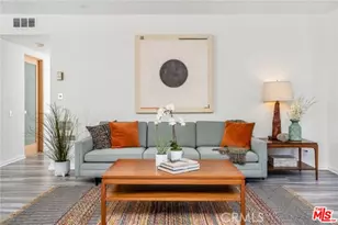 1015 N Kings Rd, West Hollywood, CA 90069 - Photo 1