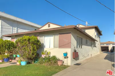 12242 Manor Dr, Hawthorne, CA 90250 - Photo 1