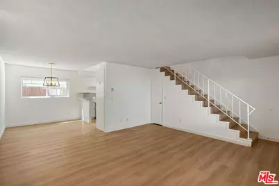 1208 California Ave #B, Santa Monica, CA 90403 - Photo 1