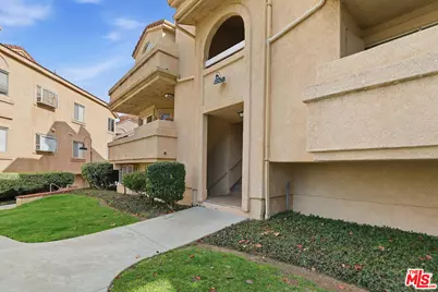 19834 Sandpiper Pl #64, Newhall, CA 91321 - Photo 1