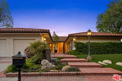 18919 La Montana Pl, Tarzana, CA 91356 - Photo 1
