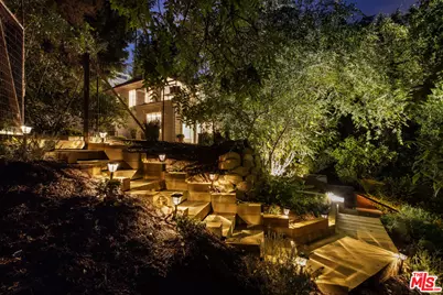 951 Tularosa Dr, Los Angeles, CA 90026 - Photo 1