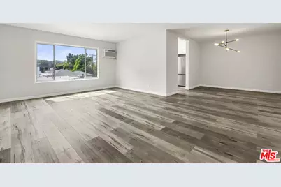 645 Westmount Dr #302, West Hollywood, CA 90069 - Photo 1