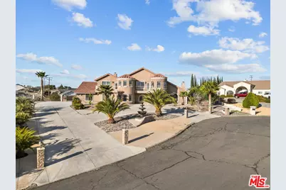 19898 Sunset Ln, Apple Valley, CA 92308 - Photo 1