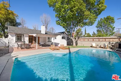 15016 Archwood St, Van Nuys, CA 91405 - Photo 1