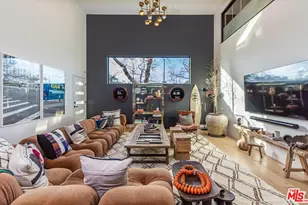 214 S Venice Blvd, Venice, CA 90291 - Photo 1