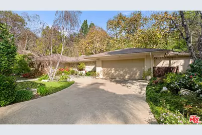 1244 Shadybrook Dr, Beverly Hills, CA 90210 - Photo 1