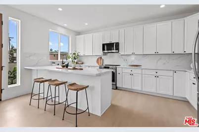 3626 E 1st St #B, Long Beach, CA 90803 - Photo 1