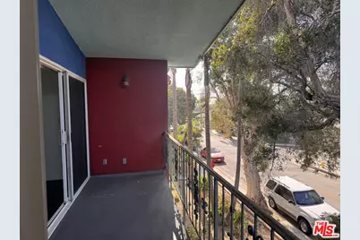 2639 6th St #3, Santa Monica, CA 90405 - Photo 1