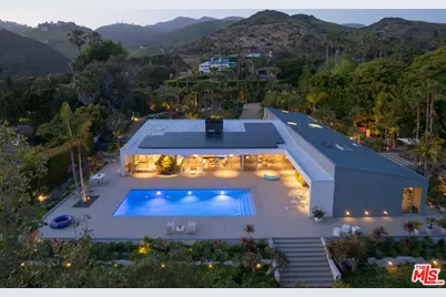 27044 Sea Vista Dr, Malibu, CA 90265 - Photo 1