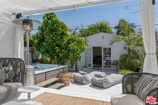 814 Angelus Pl, Venice, CA 90291 - Photo 1