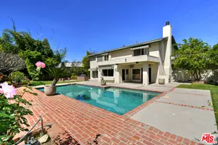 17616 Corinthian Dr, Encino, CA 91316 - Photo 1