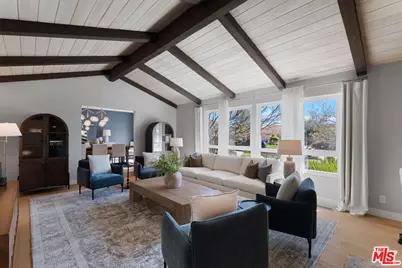 411 Meadowview Dr, La Canada Flintridge, CA 91011 - Photo 1