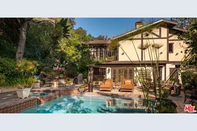 9415 Cherokee Ln, Beverly Hills, CA 90210 - Photo 1