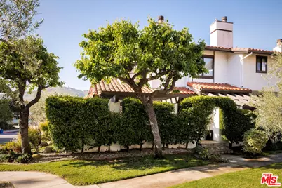 1561 Michael Ln, Pacific Palisades, CA 90272 - Photo 1