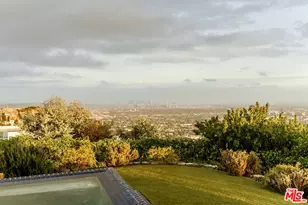 9000 Hopen Pl, Los Angeles, CA 90069 - Photo 1