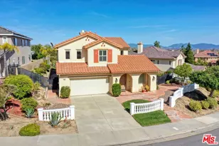 30118 Galbreth Ct, Castaic, CA 91384 - Photo 1