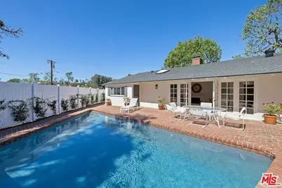 864 Bienveneda Ave, Pacific Palisades, CA 90272 - Photo 1