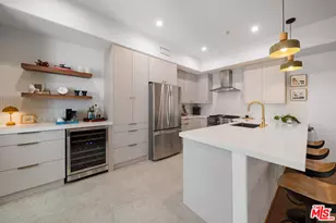 10913 Whipple St, Toluca Lake, CA 91602 - Photo 1
