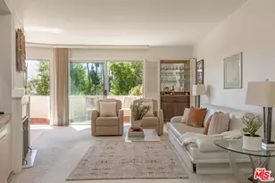 836 S Bundy Dr, Los Angeles, CA 90049 - Photo 1