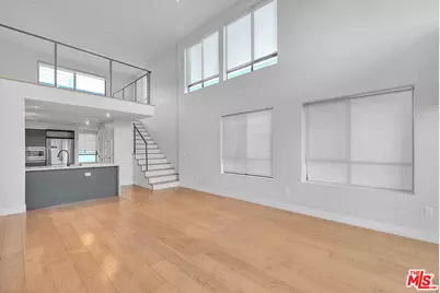 5014 Rosewood Ave #1/2, Los Angeles, CA 90004 - Photo 1